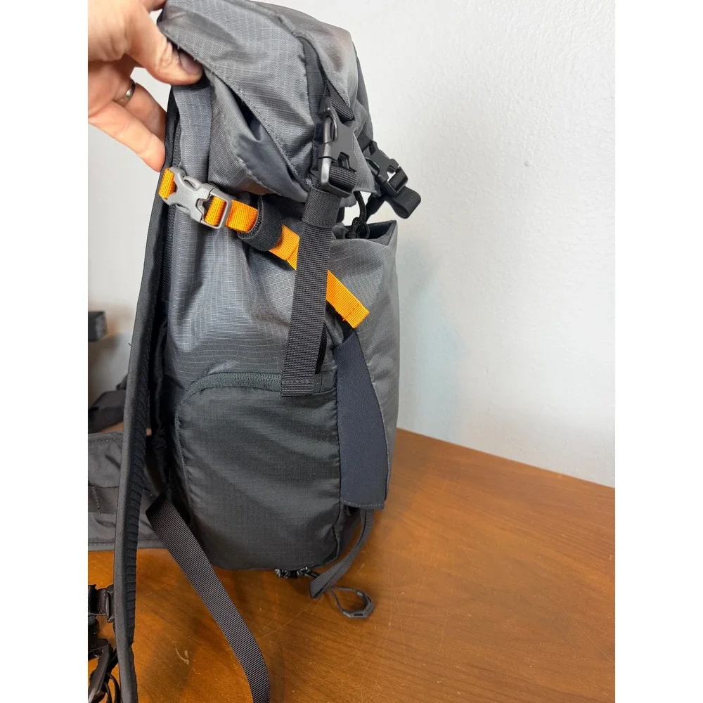 Lowepro PhotoSport BP 15L AW III, Hiking Camera Backpack with Side Access EUC